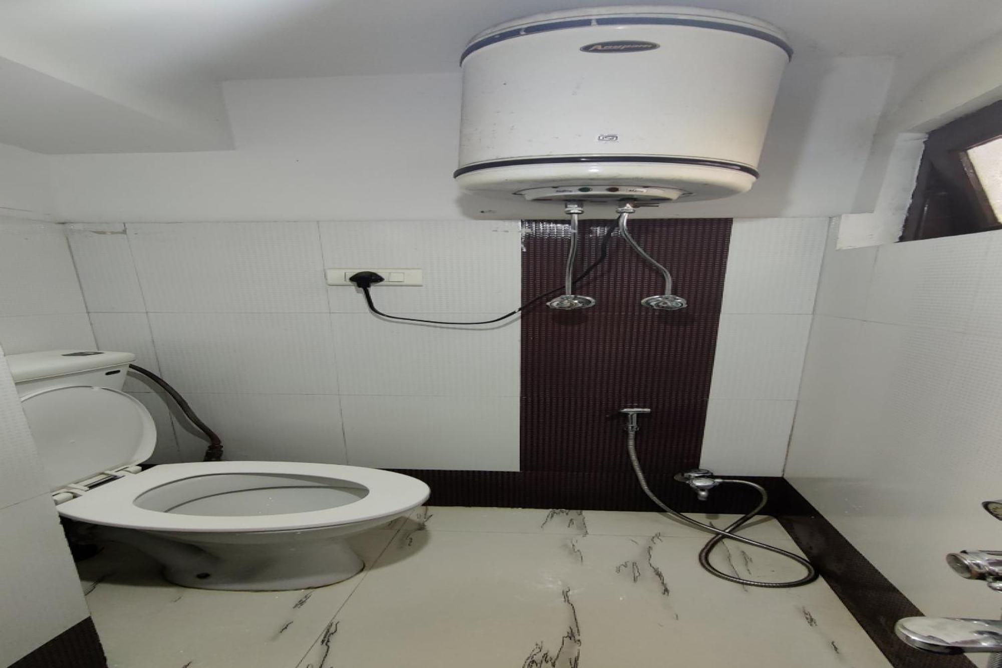 גנגטוק Capital O 8272 Hotel Pratigya Residency מראה חיצוני תמונה