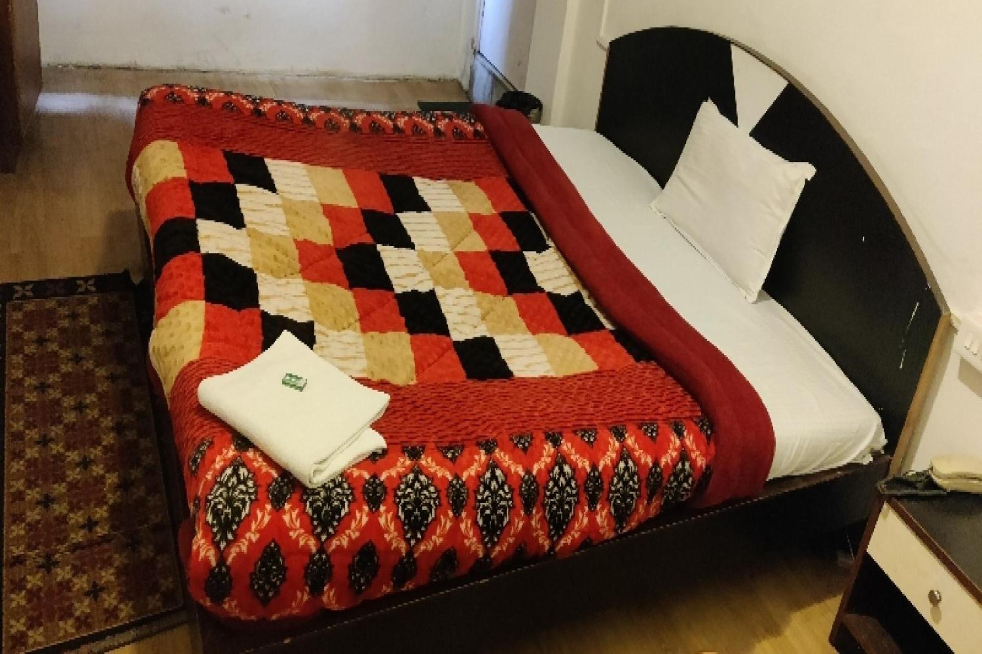 גנגטוק Capital O 8272 Hotel Pratigya Residency מראה חיצוני תמונה